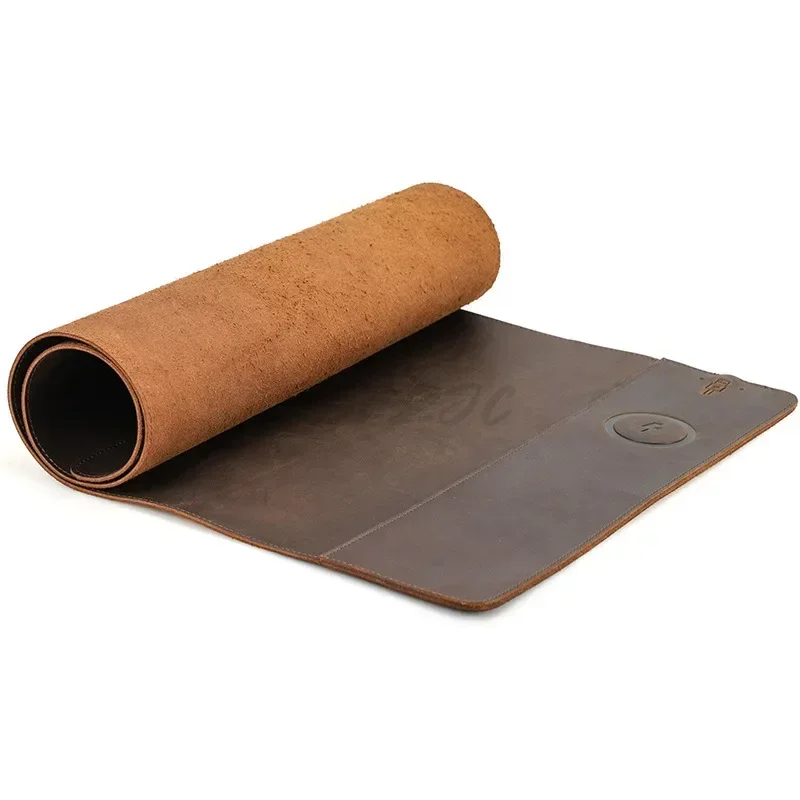 Desk Pad Leather Large - لوحة ماوس كلاسيكية من جلد البقر