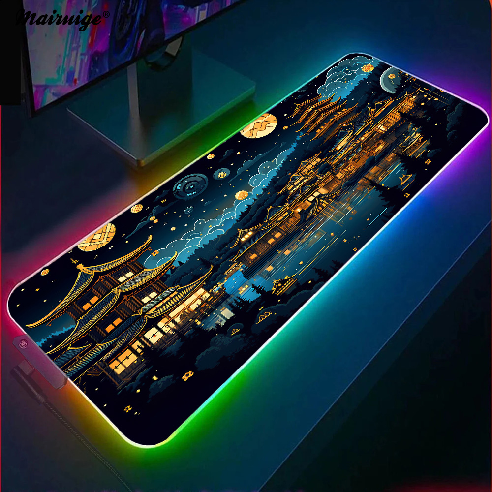 Desk Setup At Office - الهندسة المعمارية الصينية في الإعداد الليلي